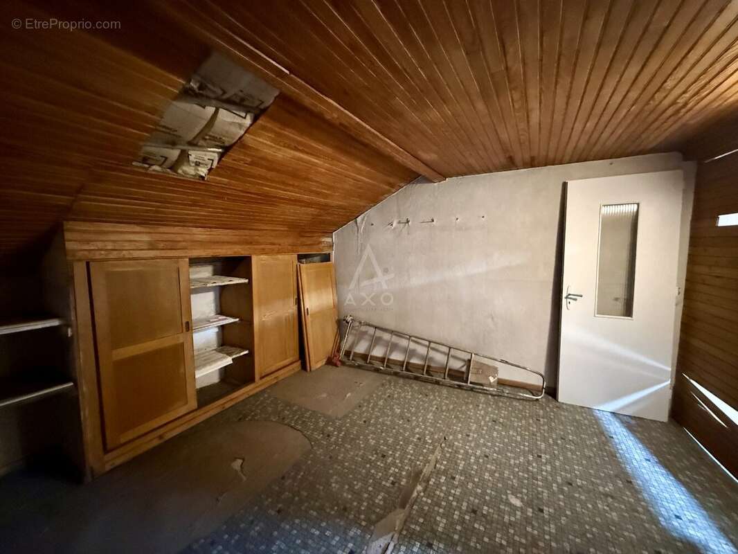 Exclusivité // moulins-lès-metz // maison // 150 m2 // 3 chambres // bureau // garage // terrain 11 ares //  fort potentiel d'am - photo 16