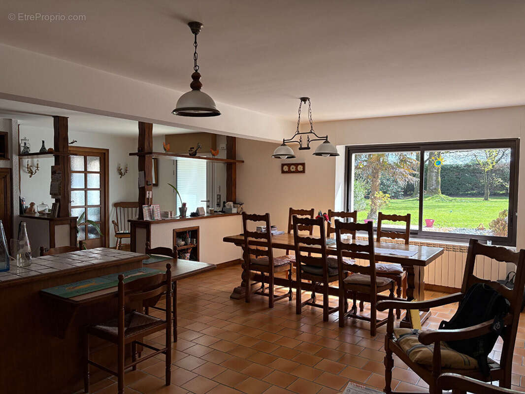 Maison à LA CHAPELLE-NEUVE