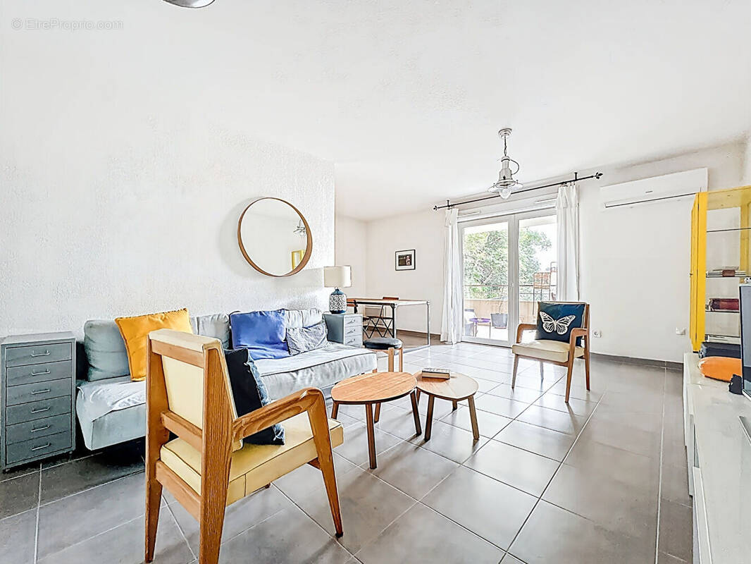 Appartement à MARSEILLE-14E