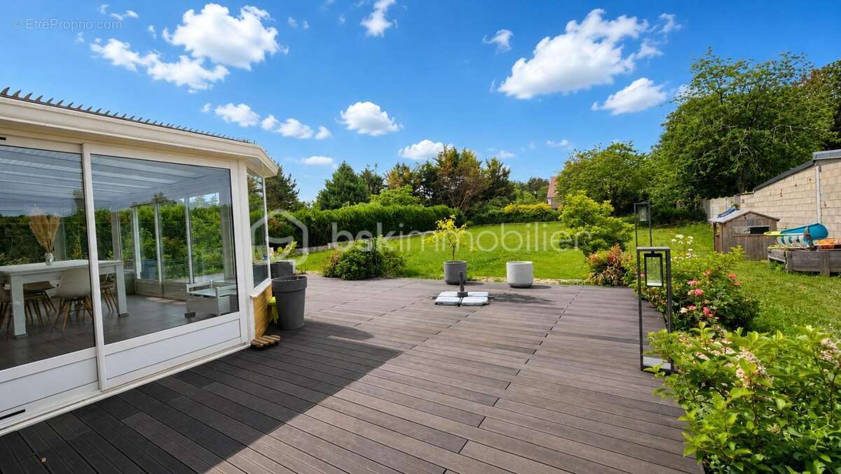 Maison familiale de 160 m² avec sous-sol total - photo 14