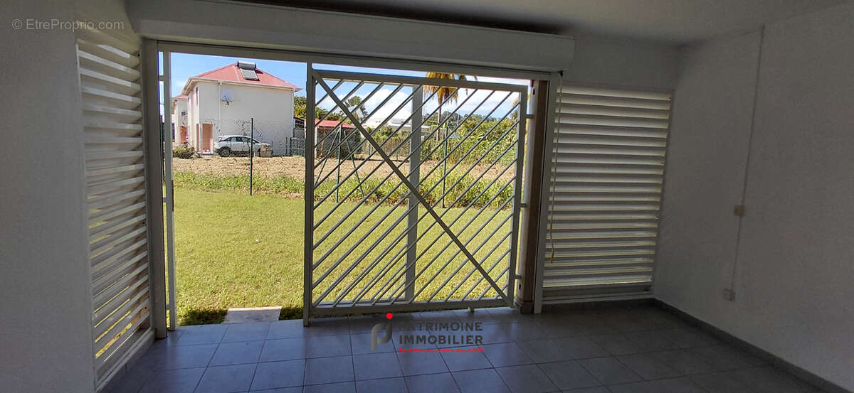 Appartement à PETIT-BOURG