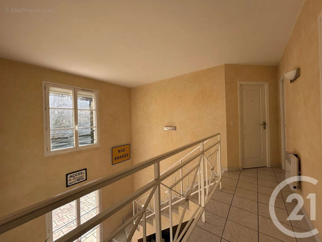 Maison à VULAINES-SUR-SEINE