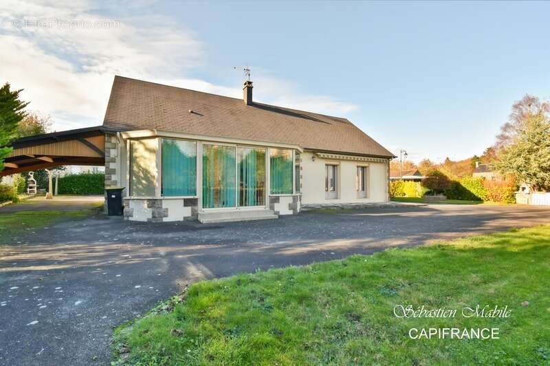 Maison à ROZ-SUR-COUESNON