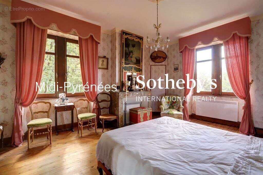 Maison à CADOURS