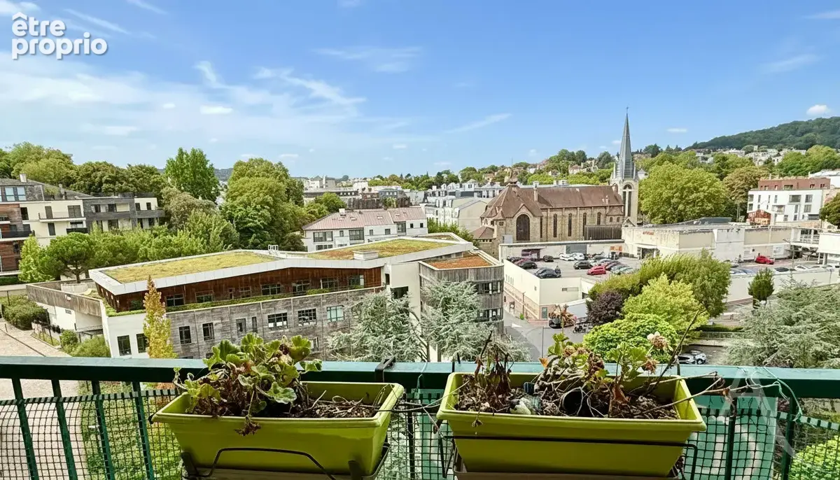 exclusivité Appartement Chaville centre ville 4 pièces ascenseur Dernier étage avec vue panoramique Balcon Parking cave - photo 2