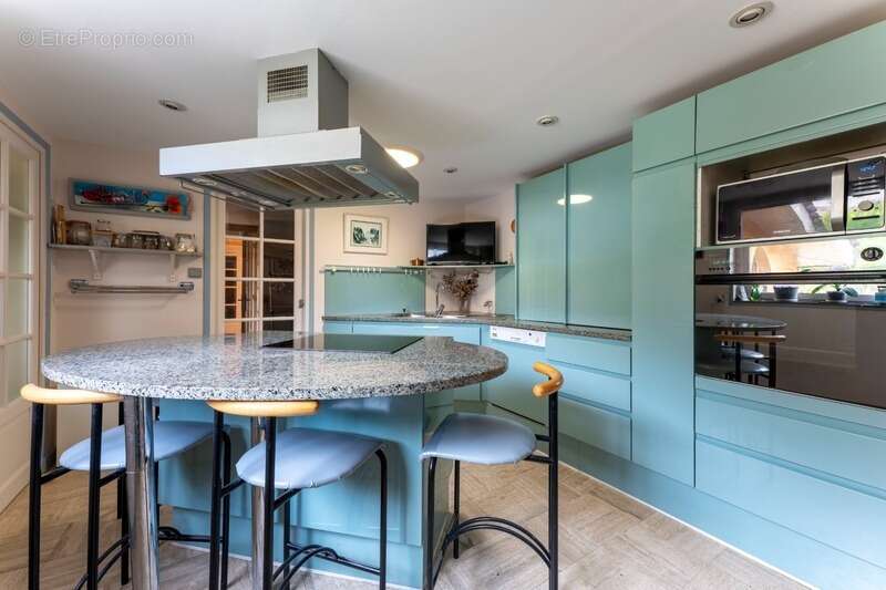 Maison à SAINT-CYR-AU-MONT-D'OR