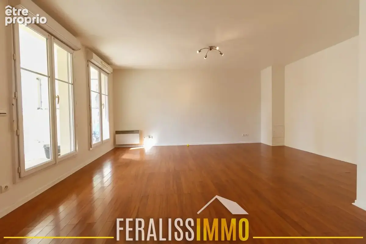 Rare ! Appartement F3 de 66 m2 avec terrasse de 23 m2 ! - photo 4