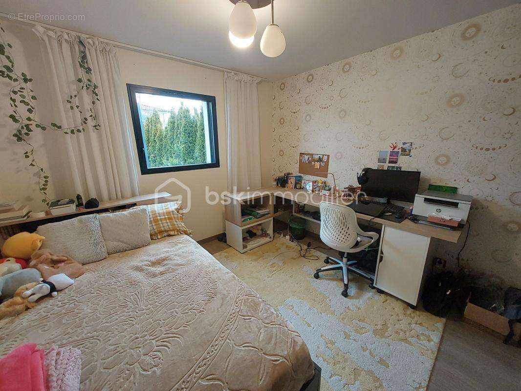 Maison à PONT-DU-CHATEAU