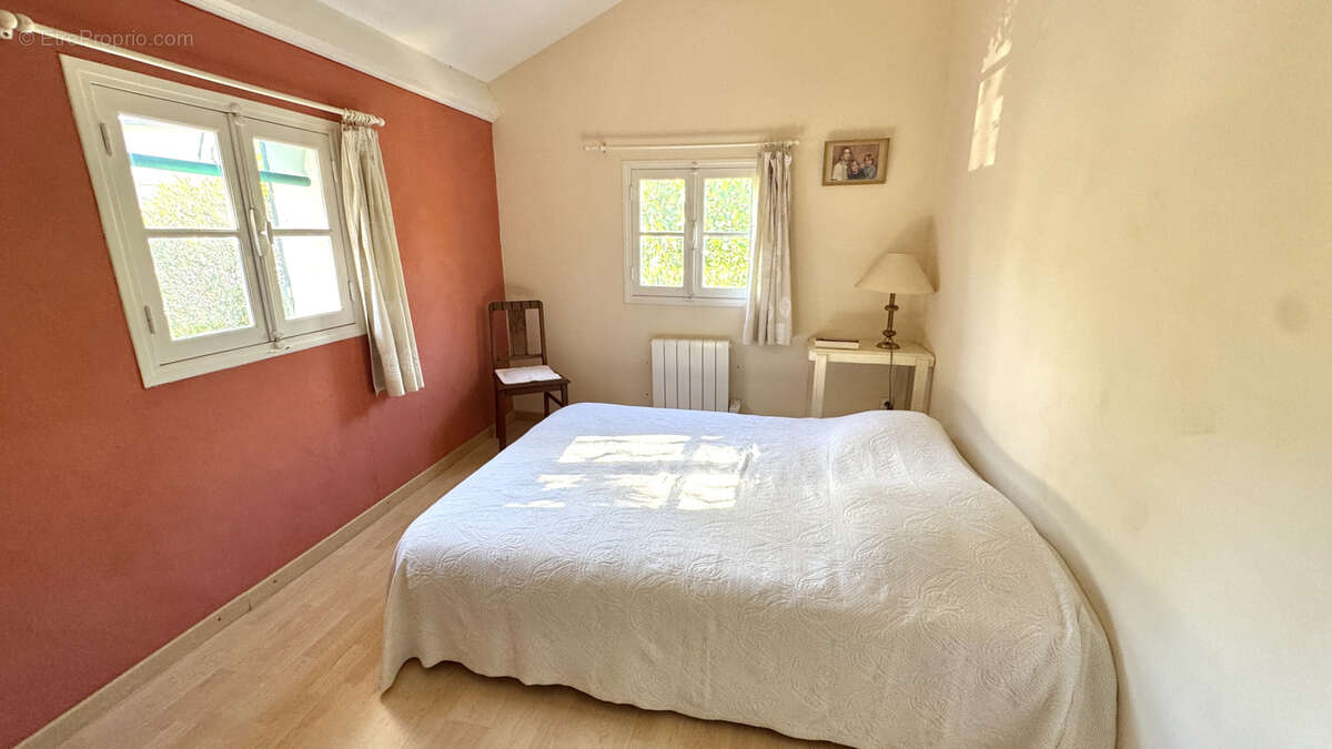 Maison à LA VALETTE-DU-VAR