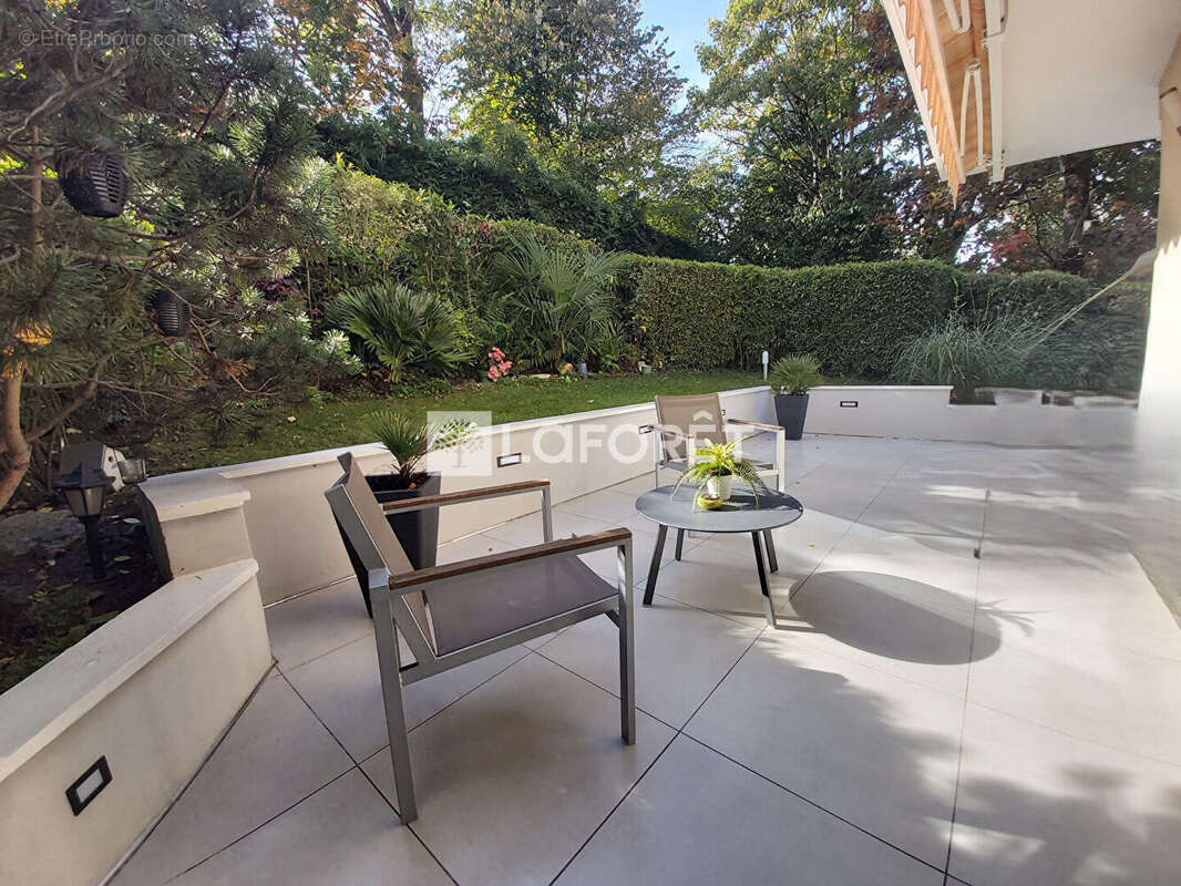 Appartement à LE RAINCY