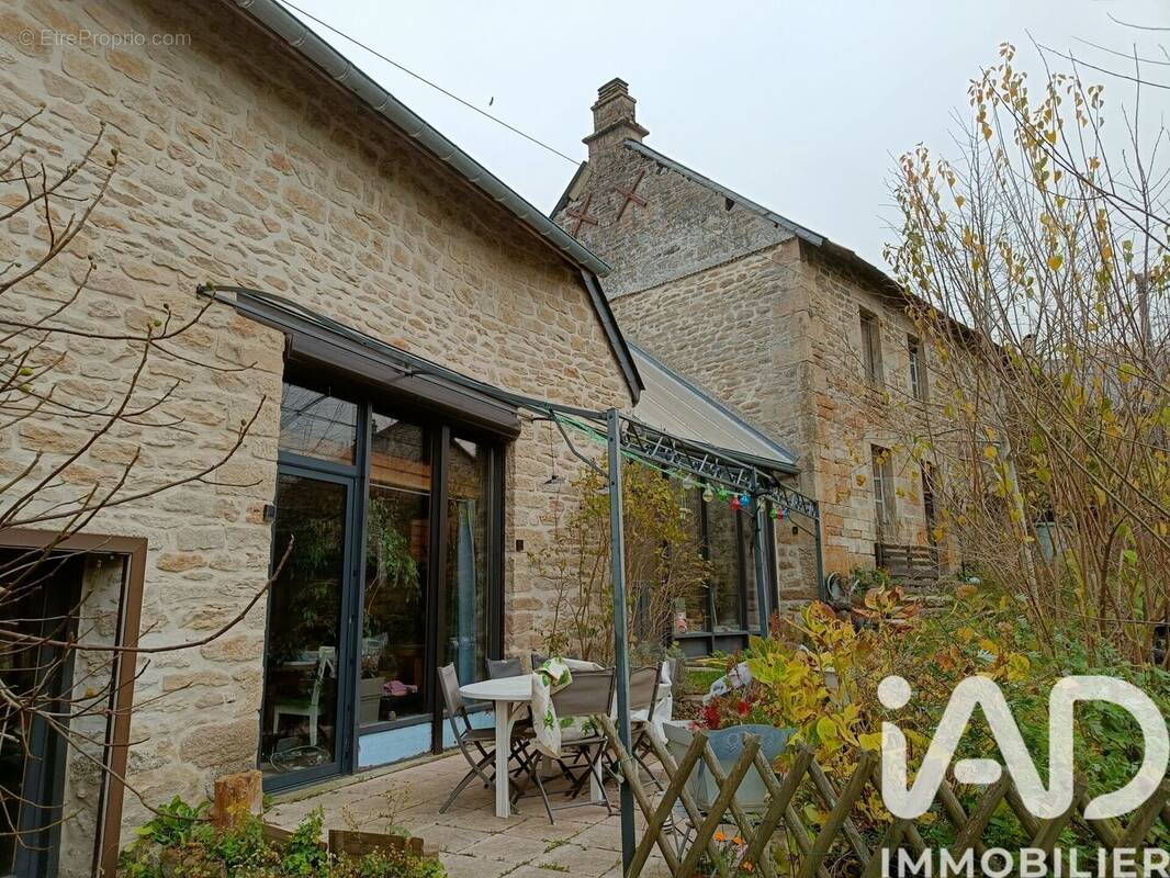 Photo 1 - Maison à MEYMAC