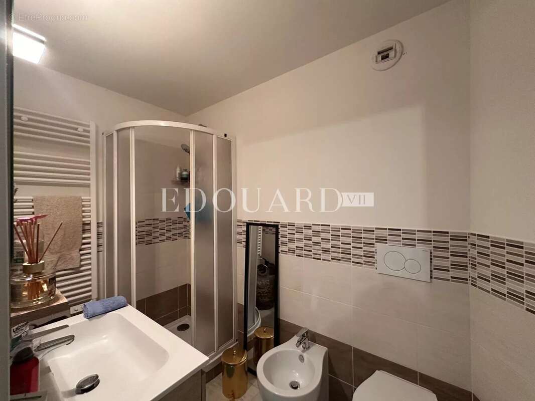 Appartement à ROQUEBRUNE-CAP-MARTIN