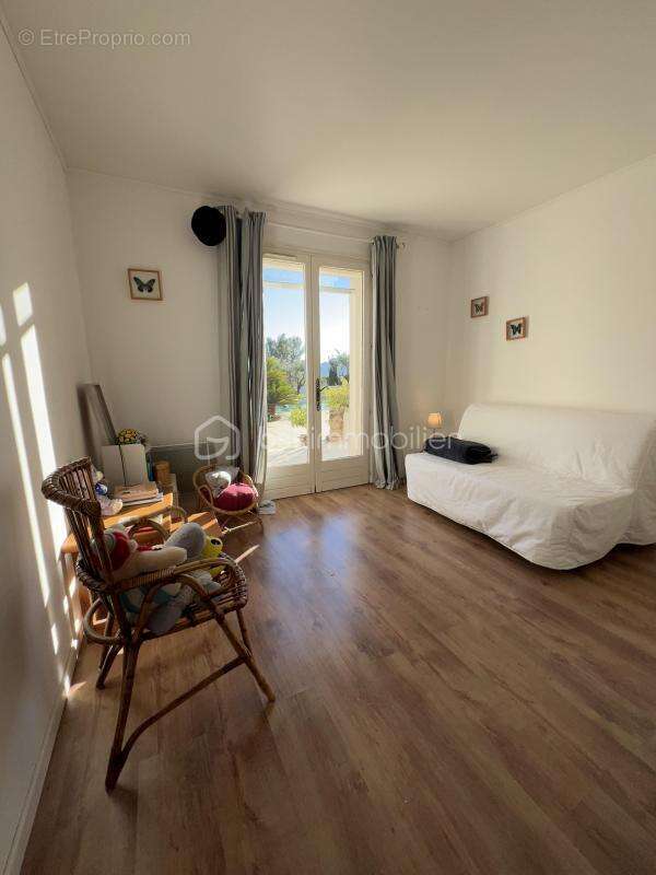 Maison à ROQUEBRUNE-SUR-ARGENS