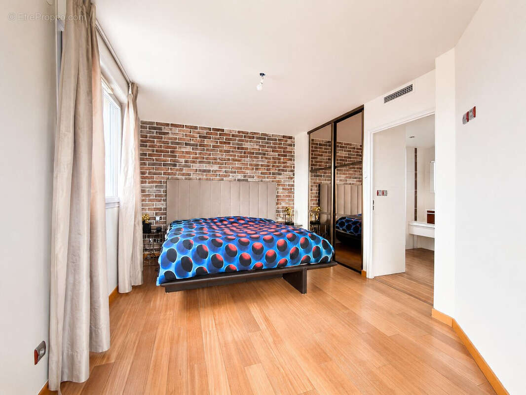 Appartement 260 m² à Clermont-Ferrand  - photo 7