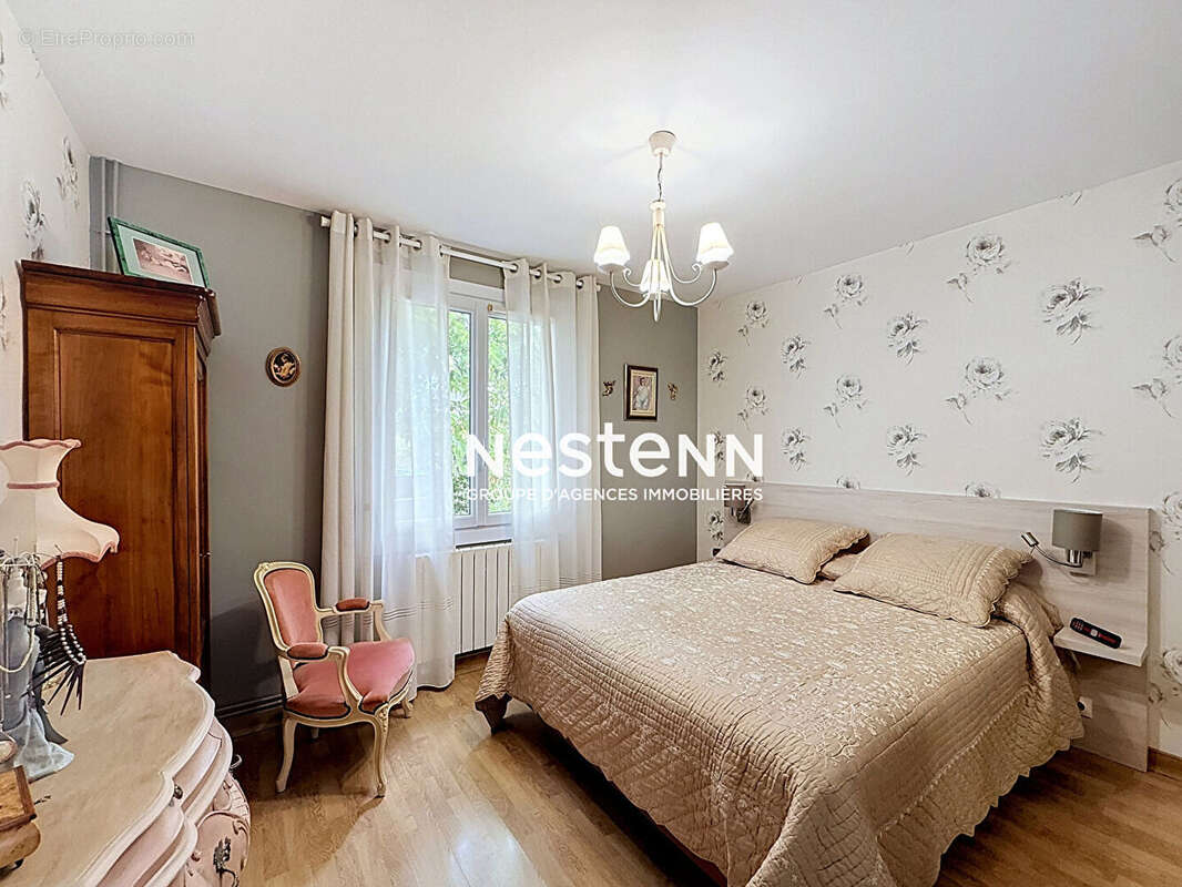 CHAMBRAY LES TOURS - Maison de plain-pied - 3 chambres, garage et jardin 550 m² - photo 8