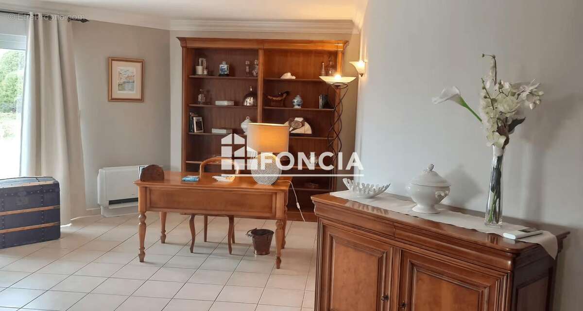Entre mer et montagne, élégante villa T5 de 167 m² avec piscine sur 2 722 m² de terrain constructible - photo 9