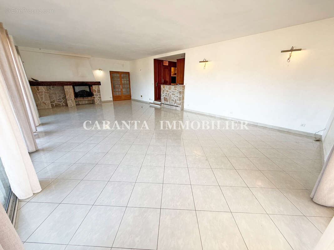 Vente appartement T3 Sainte-Maxime à rénover - photo 3