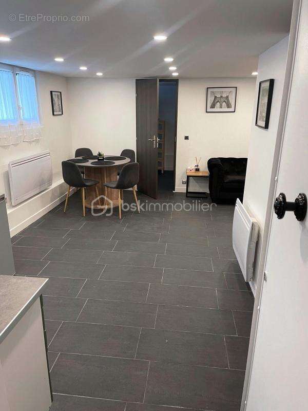 Appartement à LIVRY-GARGAN