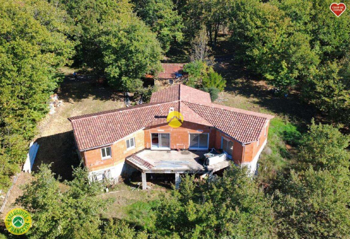 Maison à LE BUISSON-DE-CADOUIN