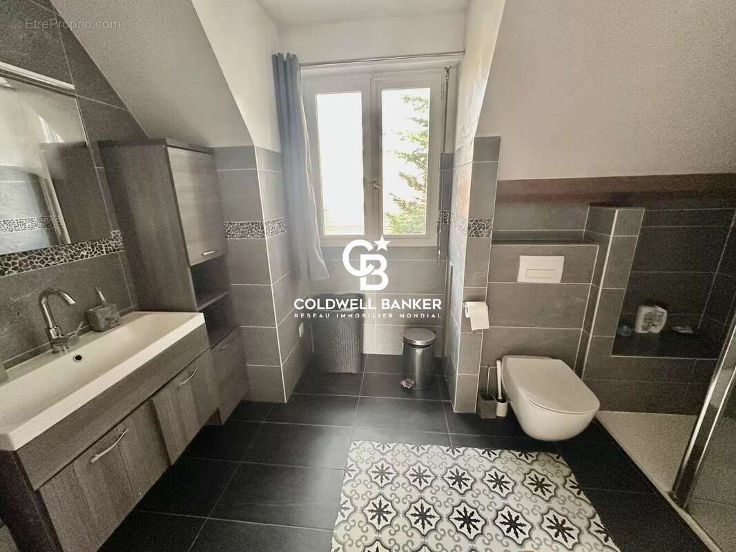 Maison à LE VESINET