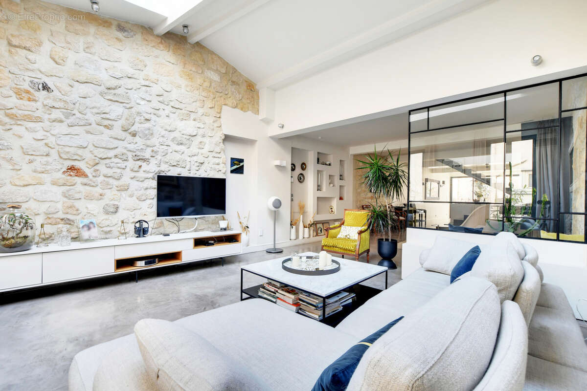 Maison à PARIS-20E