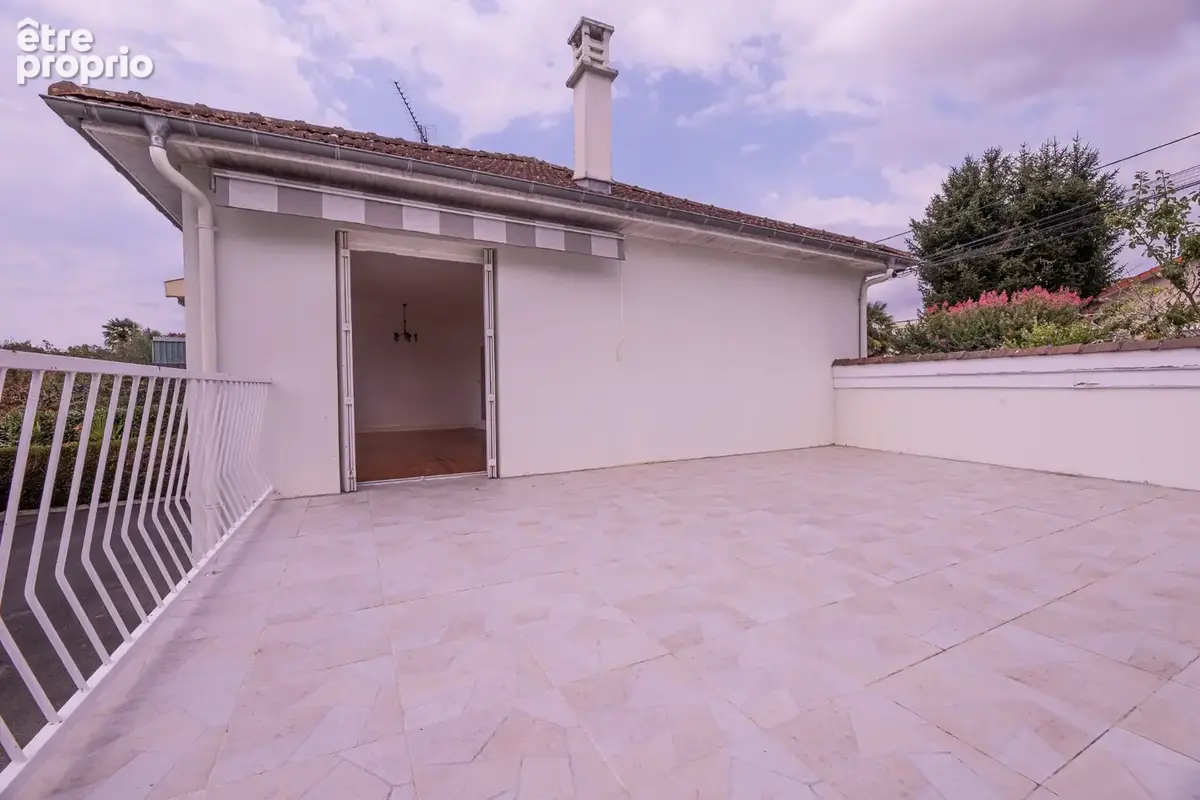 BILLÈRE (64) – Maison familiale de 126 M² – 4 chambres et bureau – Terrasse, garage et grand jardin - photo 21