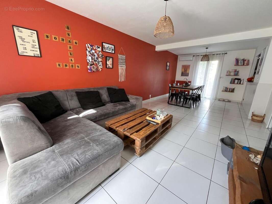   - Appartement à TOULOUGES