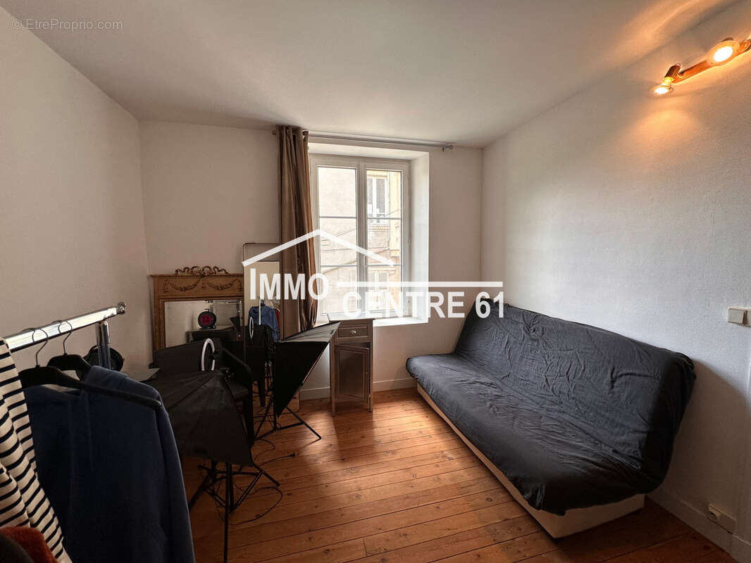 Immeuble comprenant Commerce + habitation Type T5 - photo 4