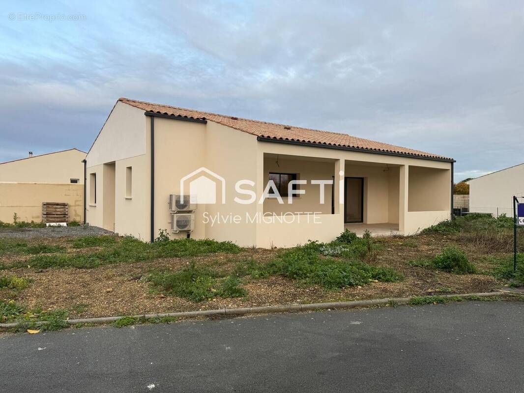 Photo 1 - Maison à LA LAIGNE