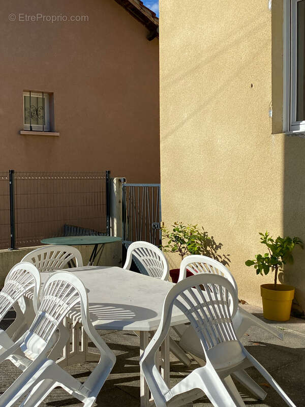 Maison à SAINT-ETIENNE-DE-VICQ