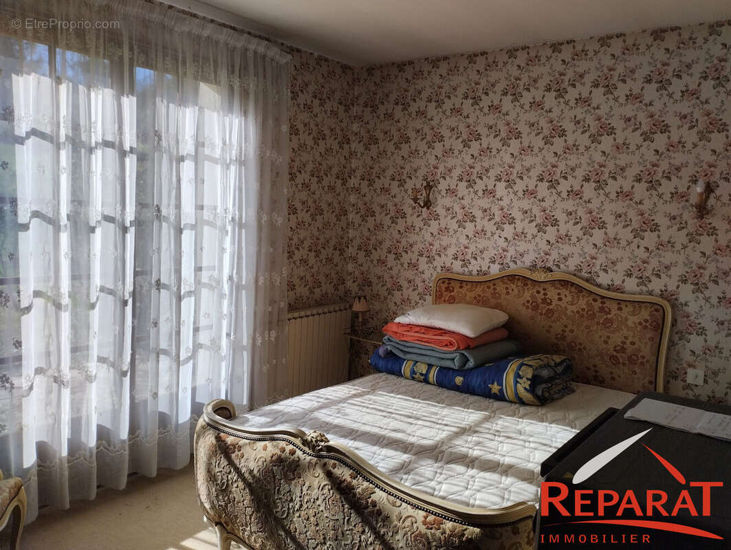 Maison à SAINT-AULAIRE