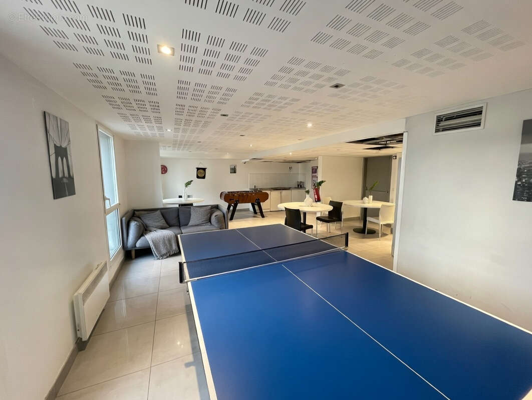 Appartement à AUBERVILLIERS