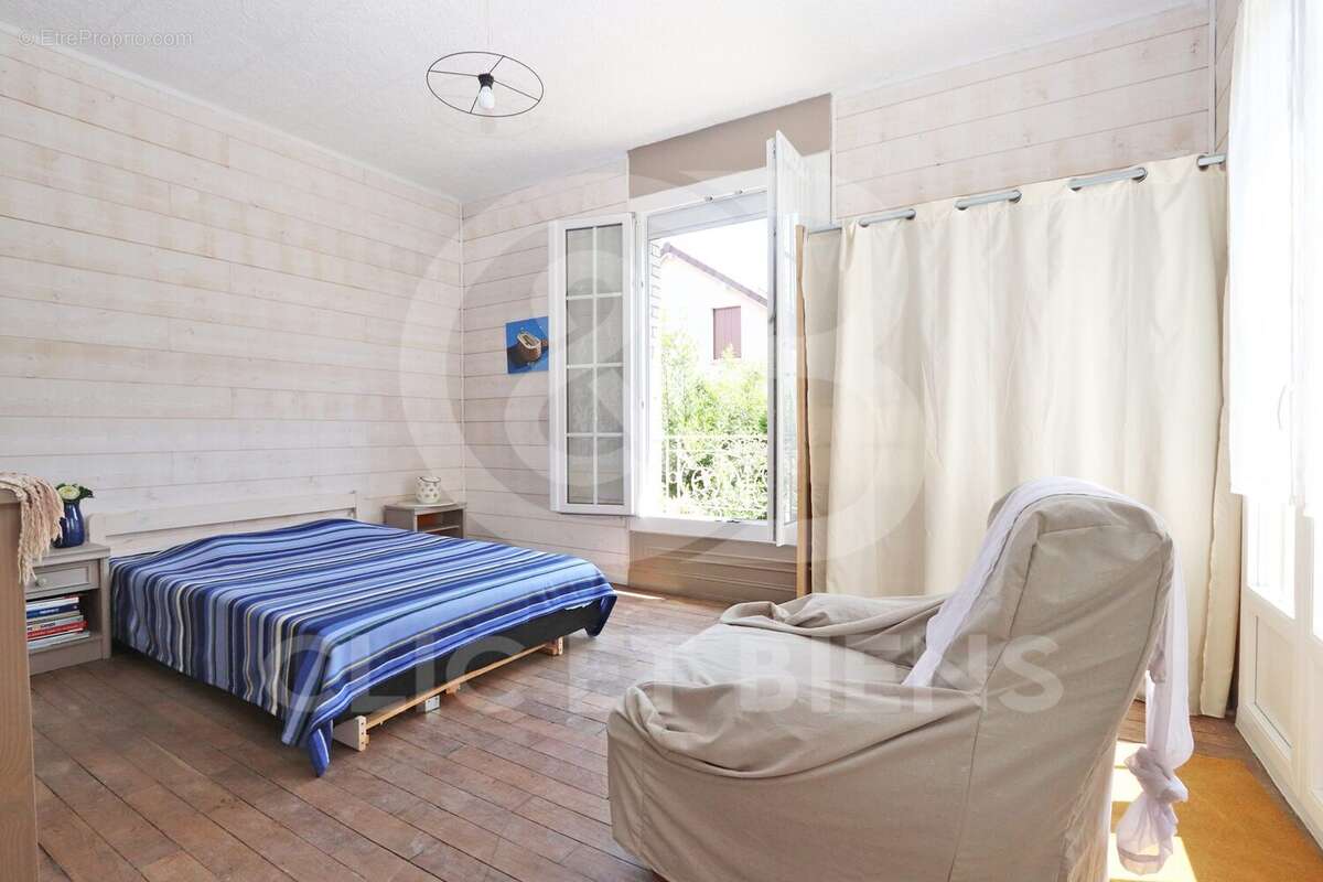 Maison à VIROFLAY