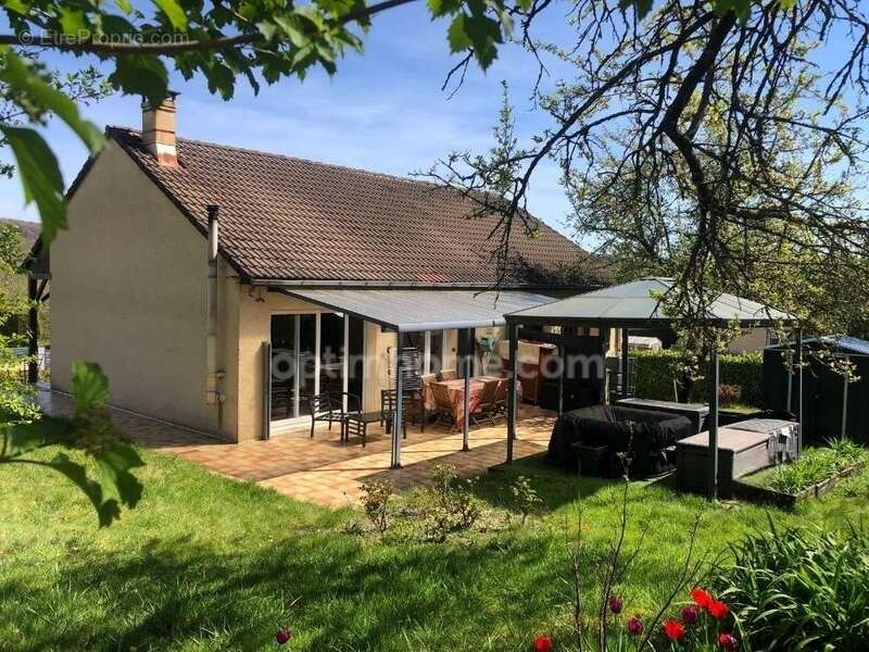 Maison à CHARLEVILLE-MEZIERES