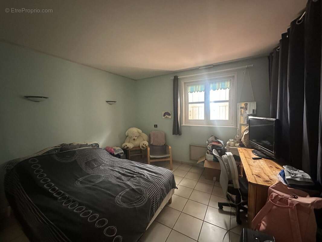 Maison à ECOTAY-L&#039;OLME