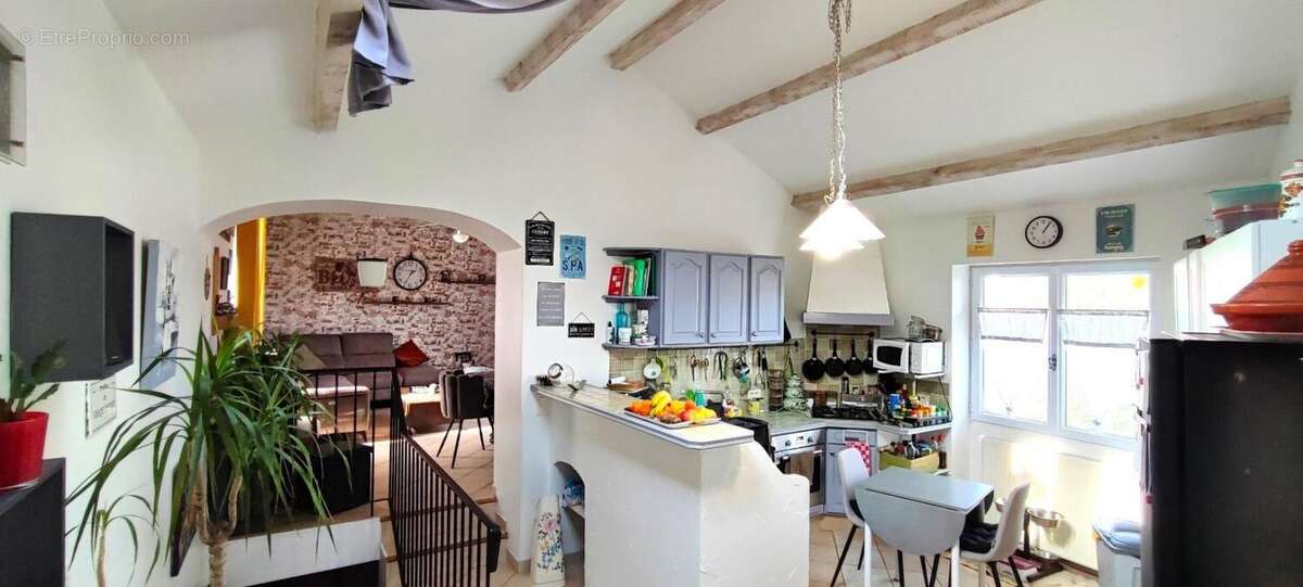 Maison à DECAZEVILLE