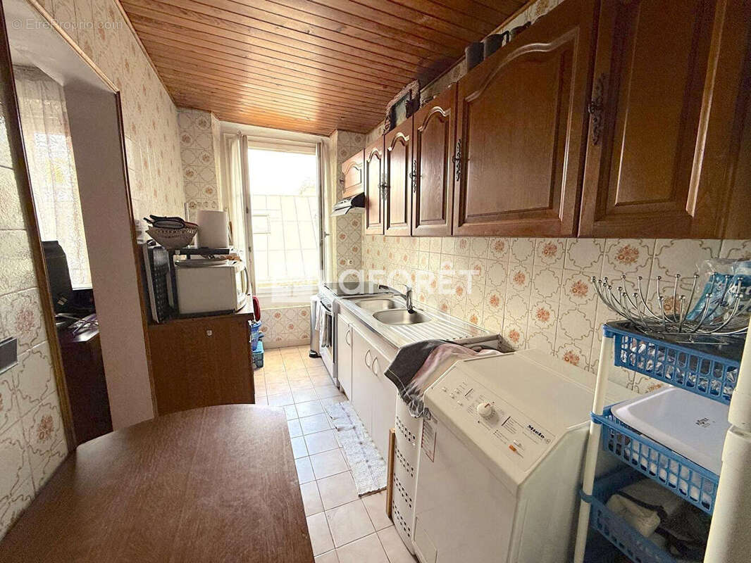 Appartement à PARIS-2E