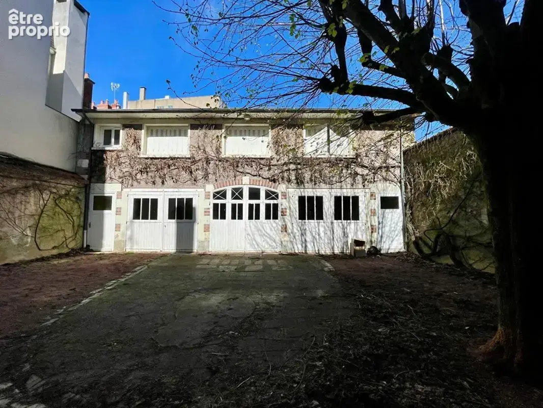 Immeuble de rapport - nevers centre-ville  - 448 m² avec cour, garages et cave - photo 2