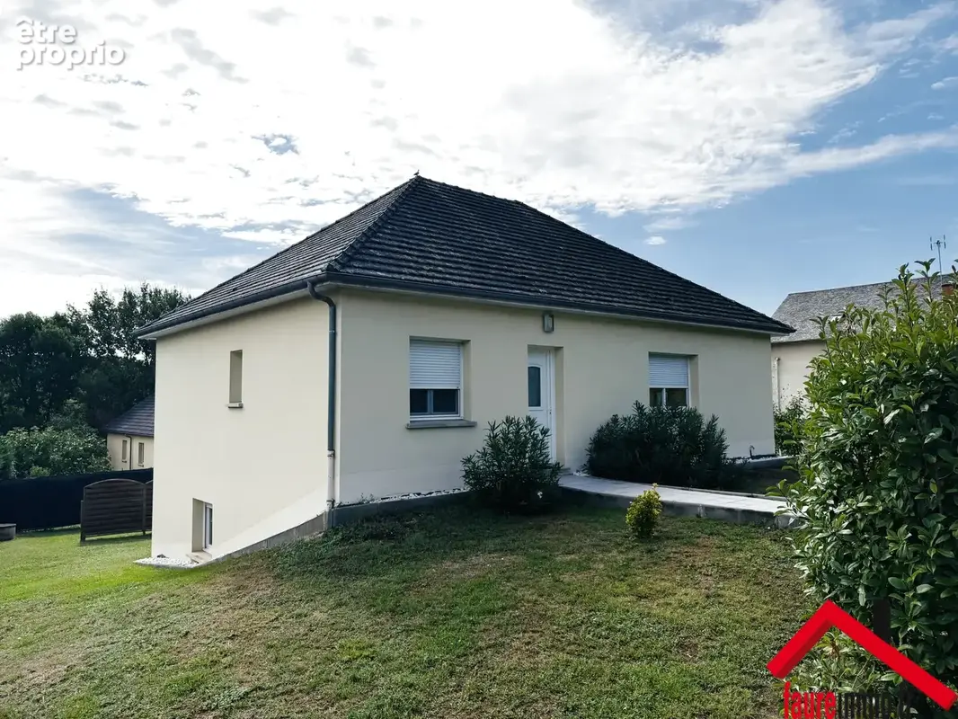 Maison à OBJAT