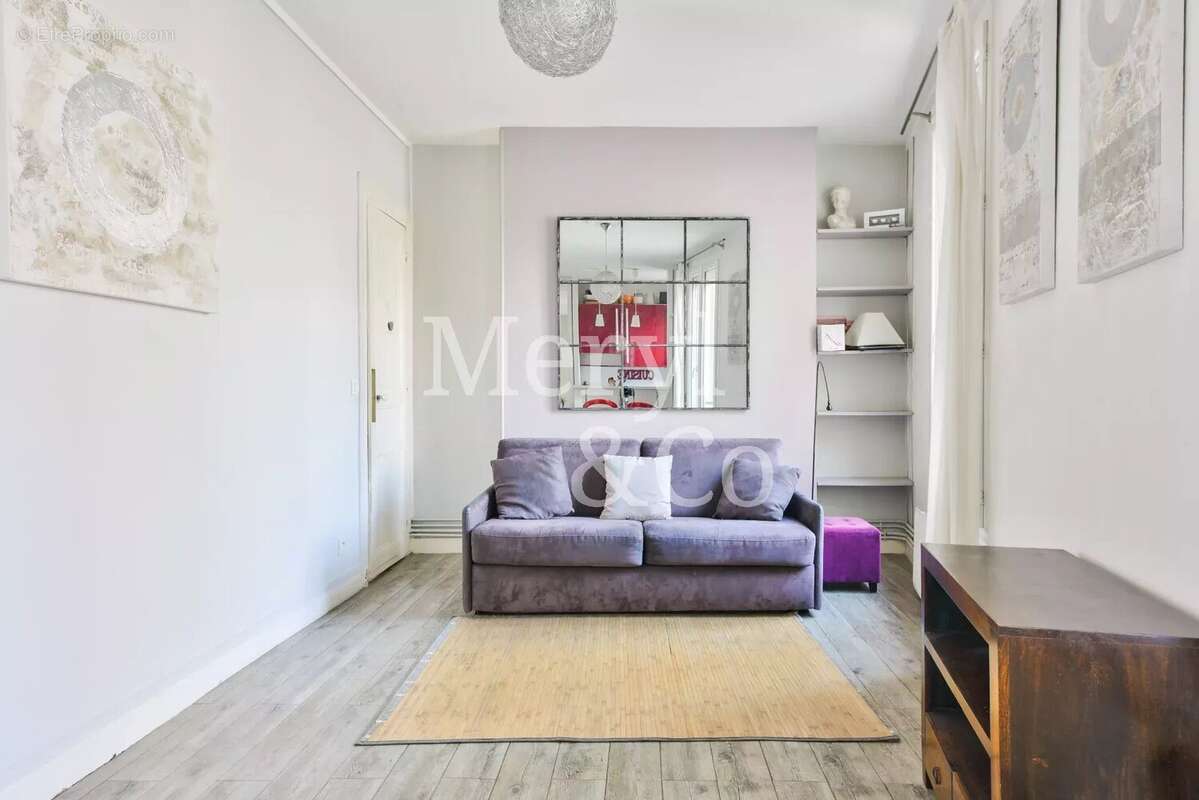 Appartement à PARIS-14E