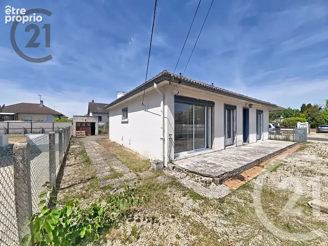 Maison 87 m² à Saint-Just-Sauvage  - photo 2