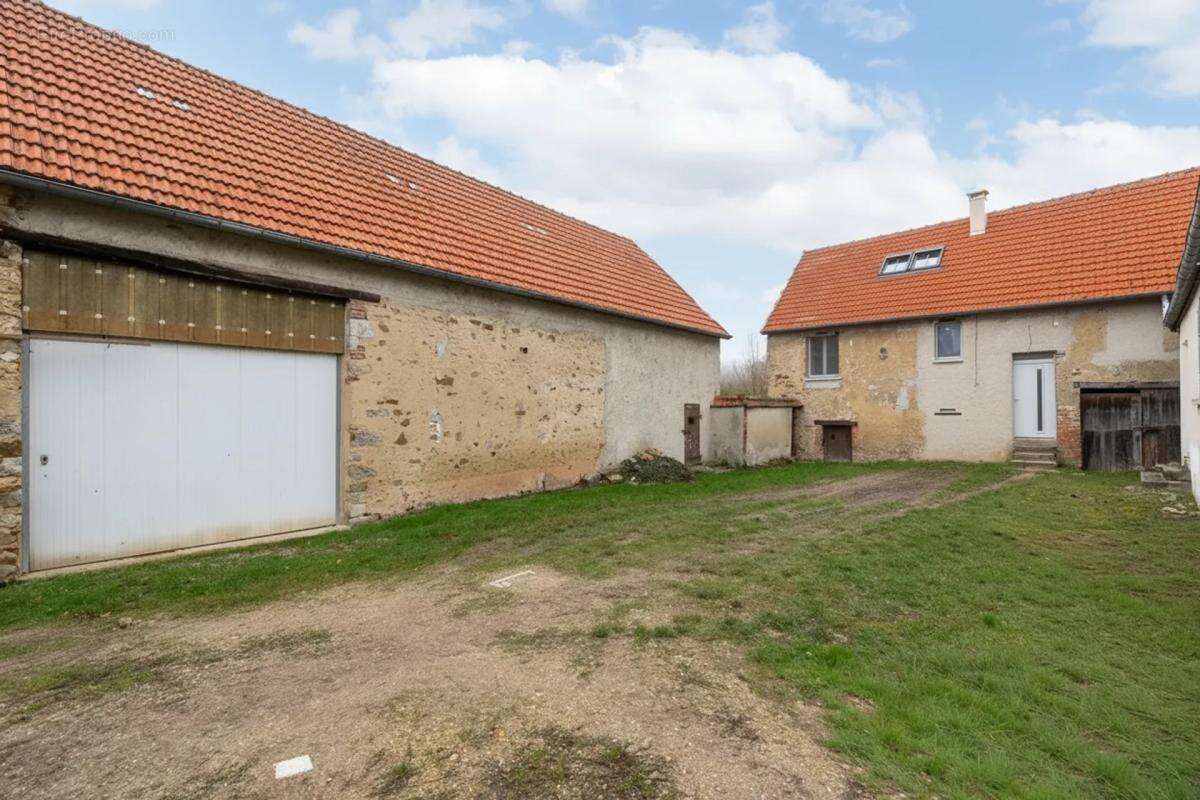 Maison à VILLENAUXE-LA-GRANDE