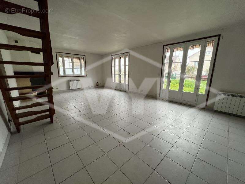 Maison à QUINCY-SOUS-SENART