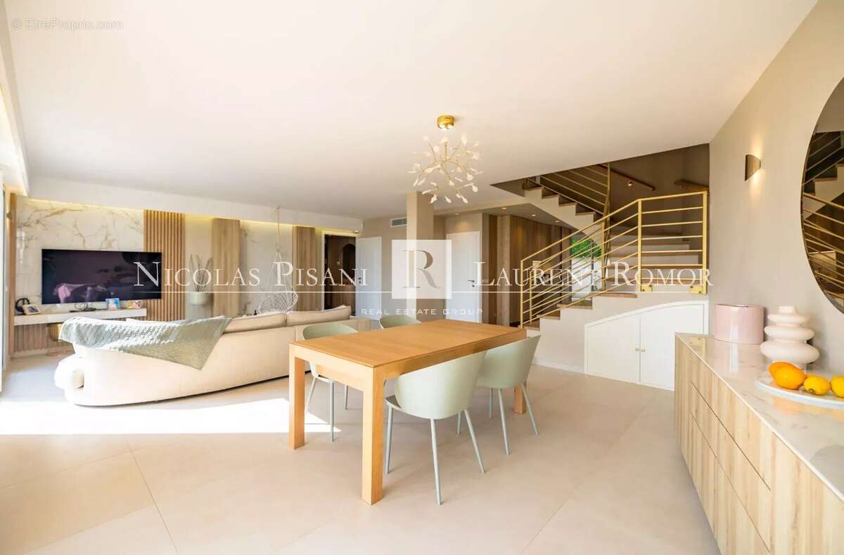 Appartement à VILLEFRANCHE-SUR-MER