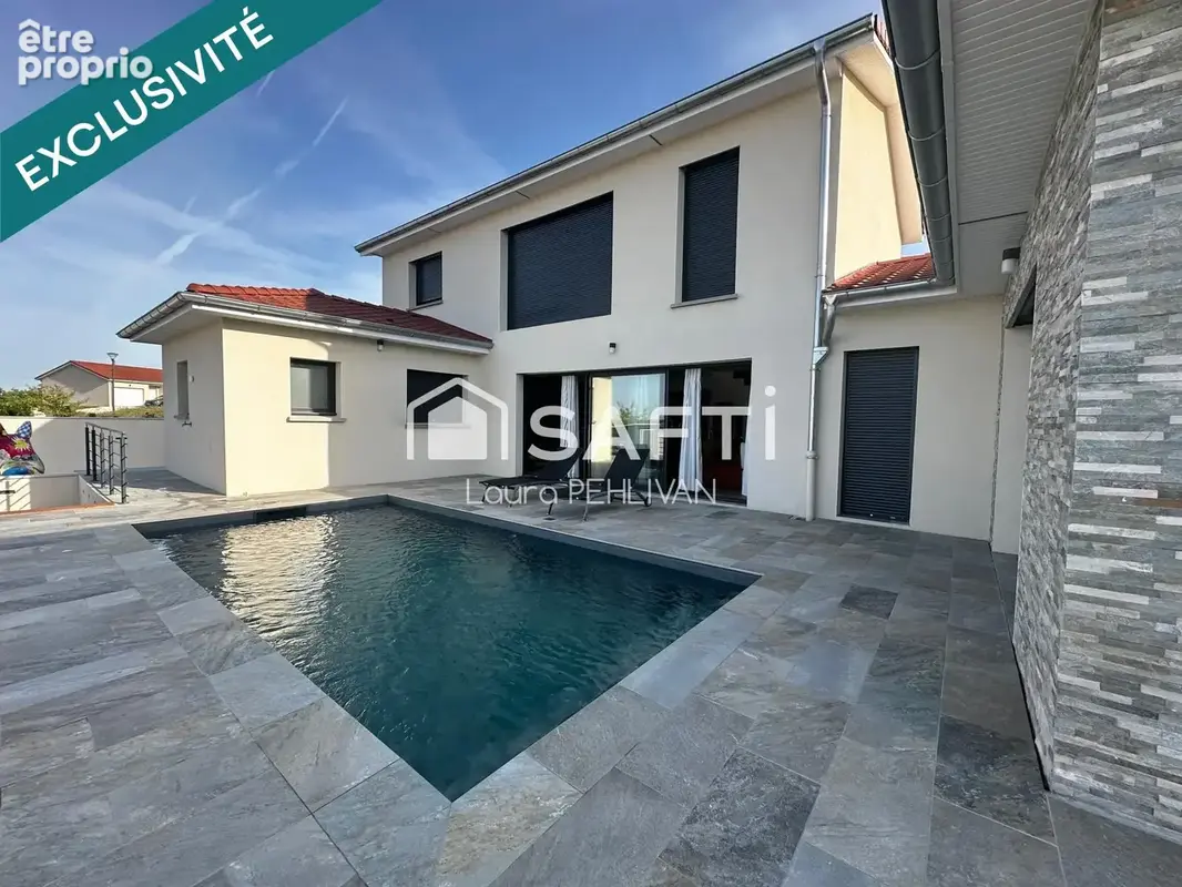 Maison 5 pièces 200 m² · à Coligny · 200 m² · 595 000 €
