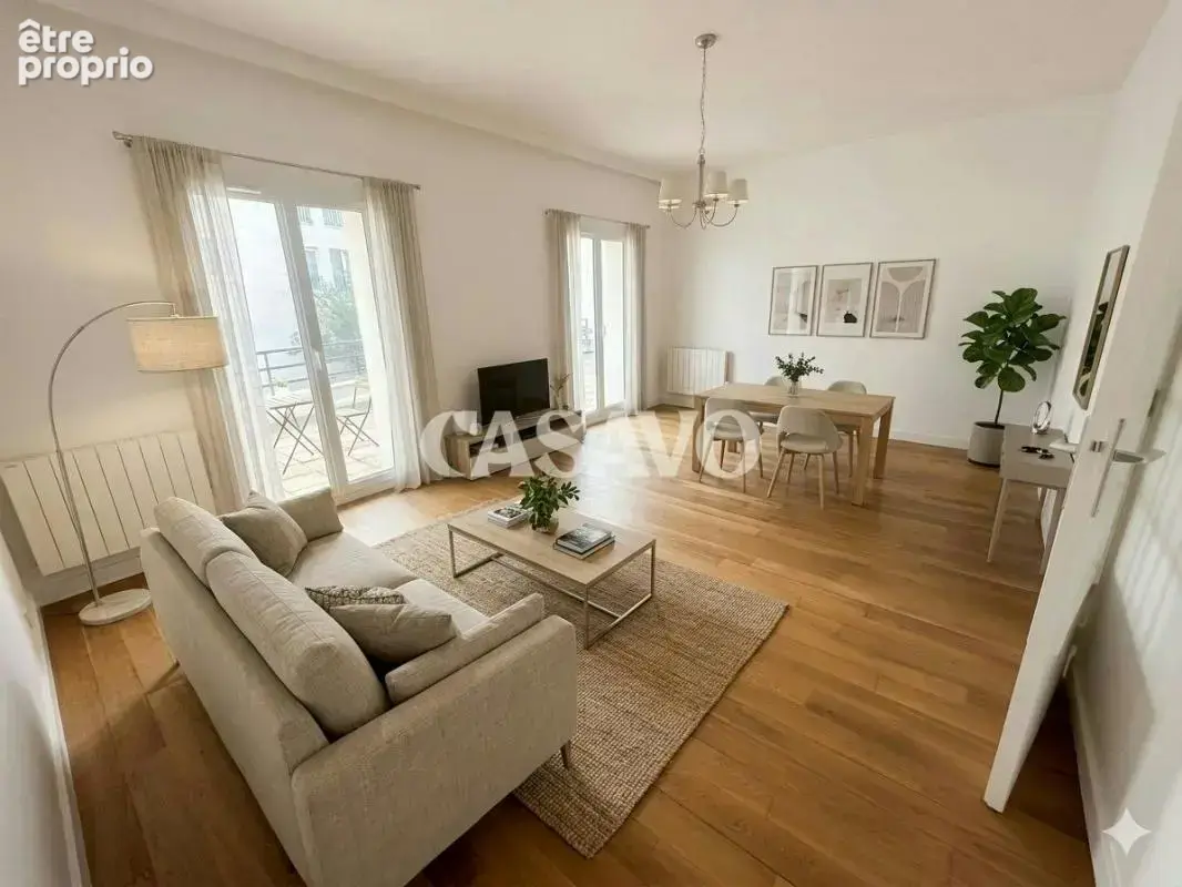 Vente Appartement 8 pièces de 149m² - 94220 Charenton-le-Pont - photo 2