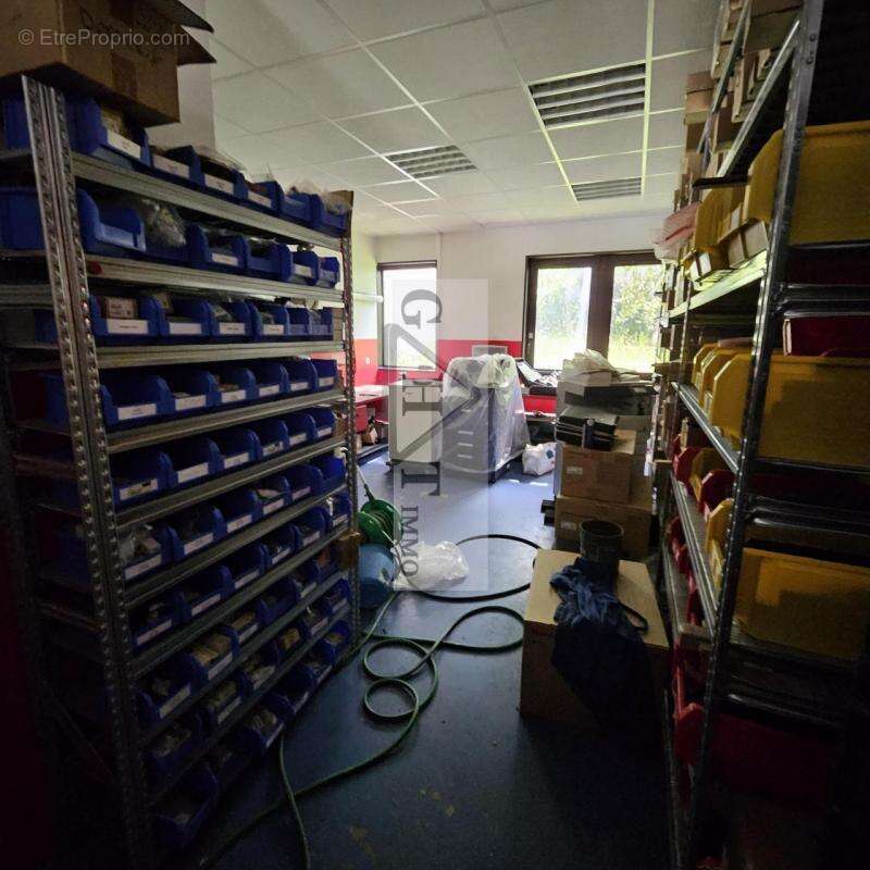 Exclusivite un local d'activite de 350m² / 660 000€ - photo 3