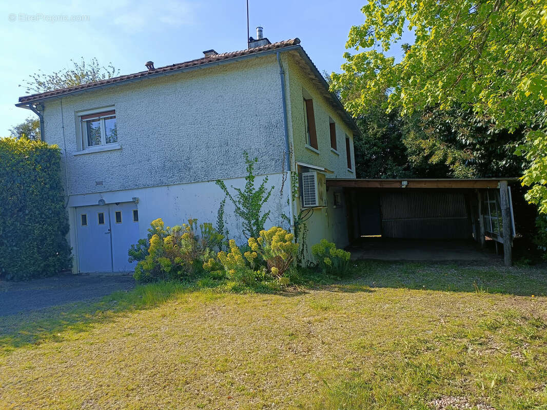 Maison à VALDIVIENNE