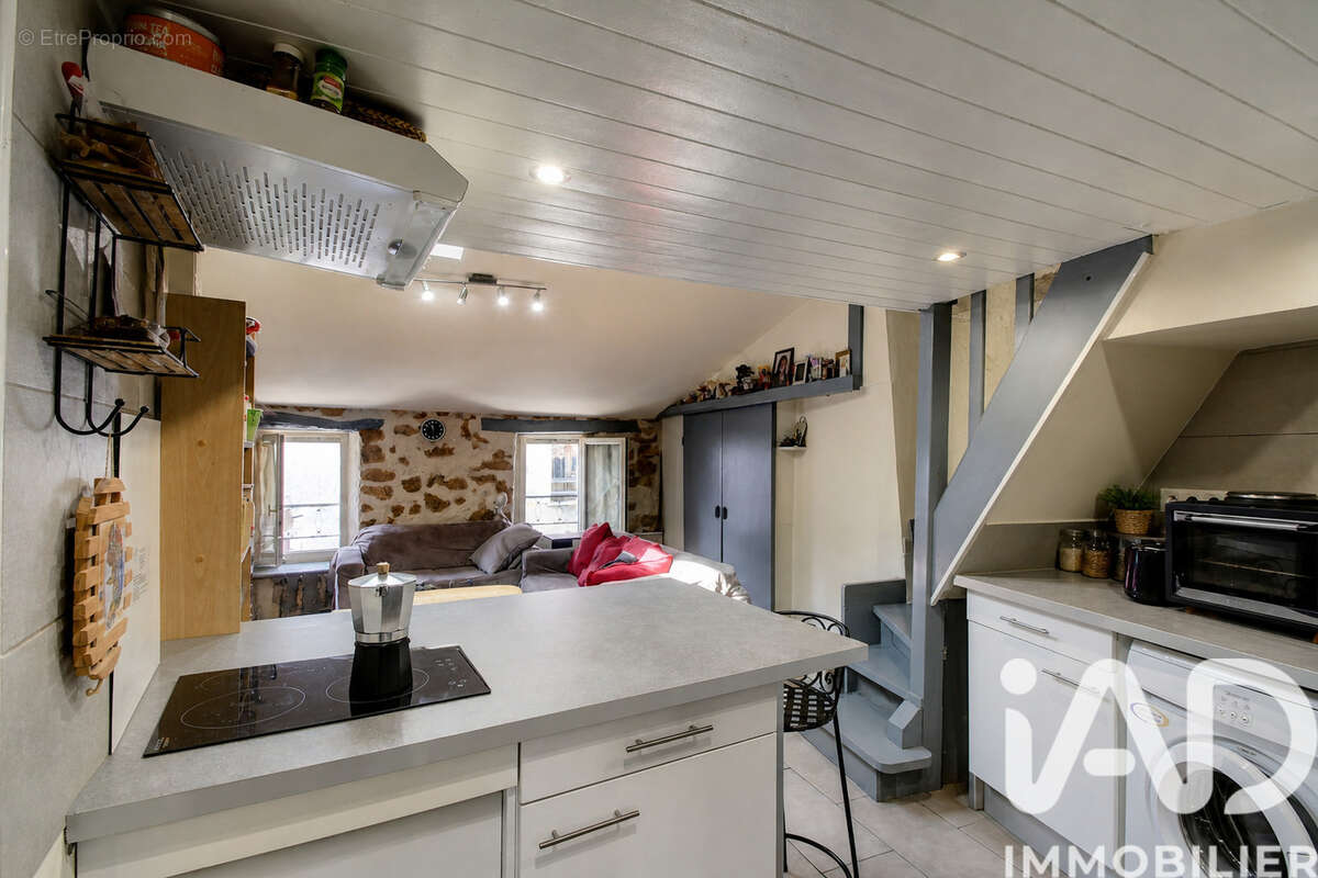 Photo 4 - Appartement à SAINT-CEZAIRE-SUR-SIAGNE