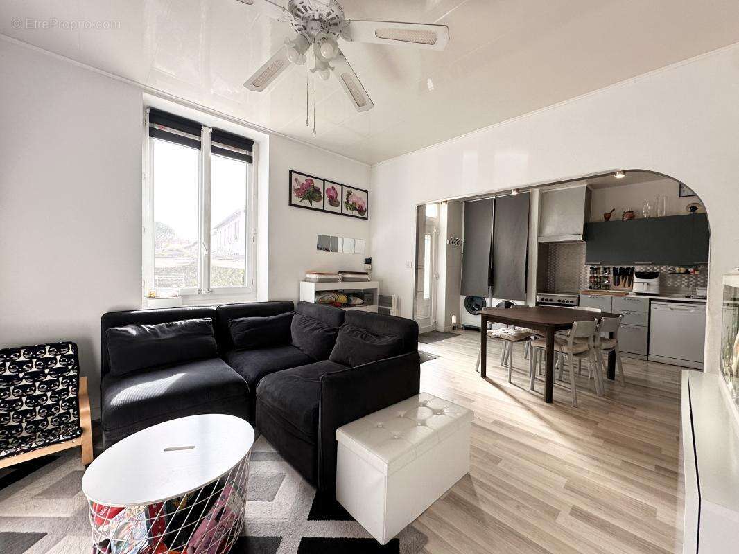 Maison à SAINT-PRIEST